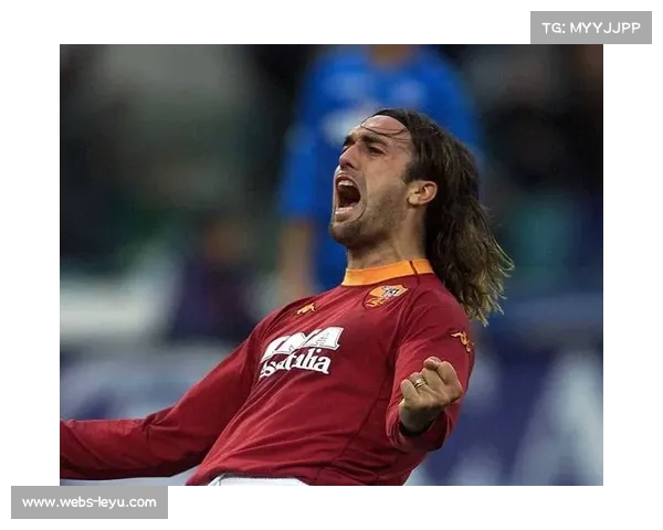 霍伊伦连场开火再验证鱼缸理论 打破俱乐部与国家队四连斩神话